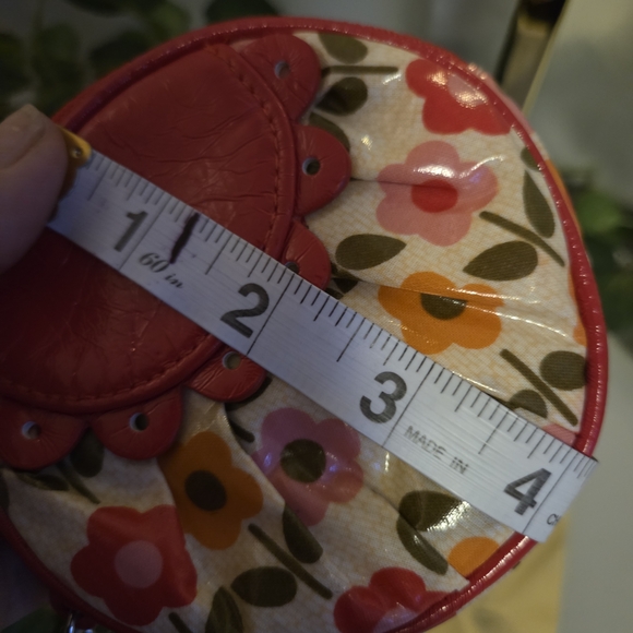 Vera Bradley Frill Floral Coin Purse Mini Pouch Red Scalloped Zip Case - Picture 7 of 7